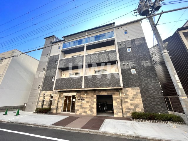 ワールドアイ京都梅小路の外観