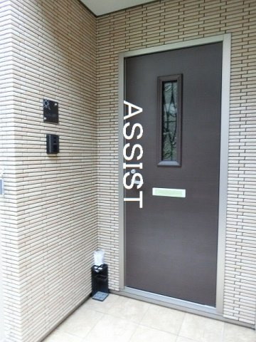 ラシーネはけの森のエントランス