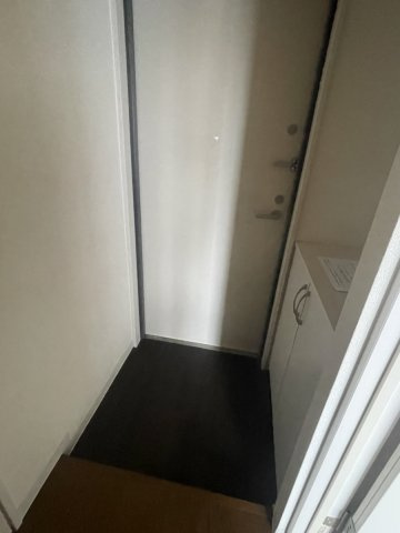 COURT CONDOHRの玄関