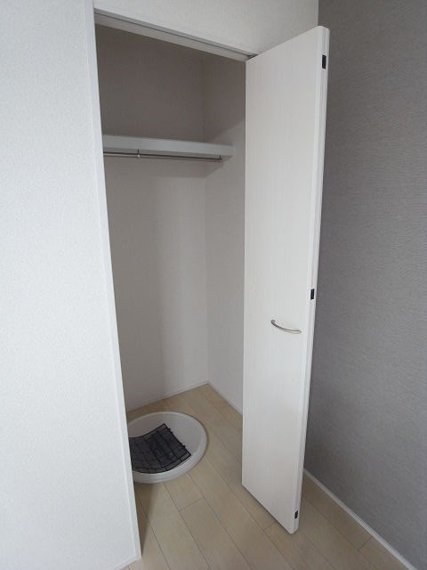 フジパレス出屋敷Ⅱ番館の収納