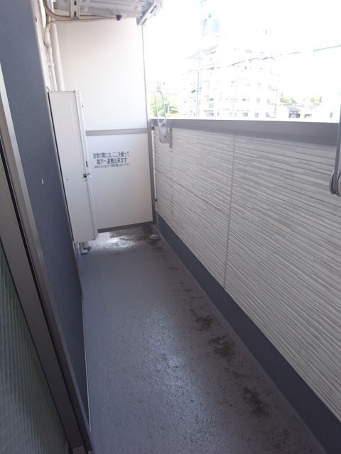 フジパレス出屋敷Ⅱ番館のバルコニー