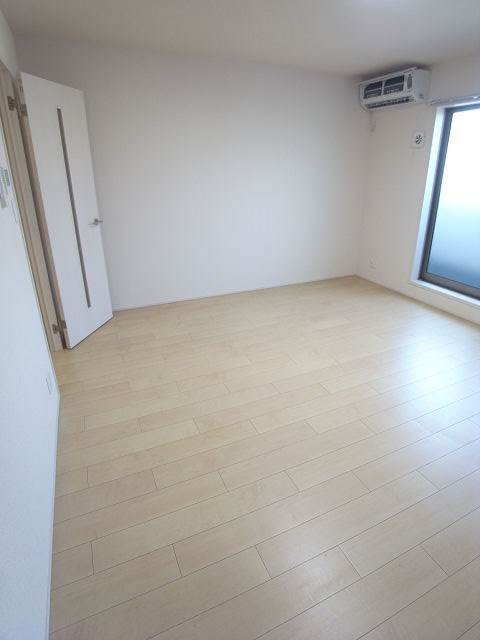 フジパレス出屋敷Ⅱ番館の居間・リビング