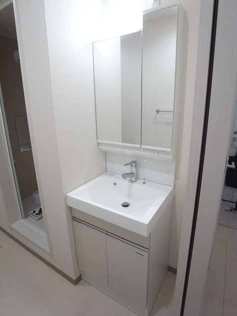 フジパレス出屋敷Ⅱ番館の洗面所