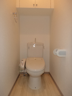 【トイレ】 | グレイスヒルズⅢ | 落ち着いた色調のトイレです