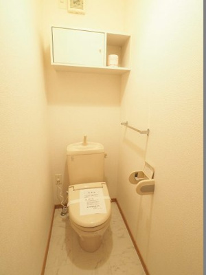 【トイレ】 | メイブリーズ | 清潔感のあるトイレです
