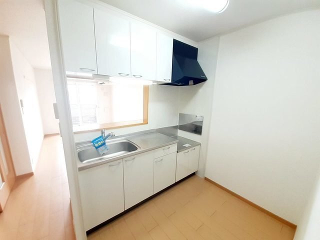 【キッチン】 | ソレイユ元町Ⅱ　Ｂ | 使いやすいキッチンです