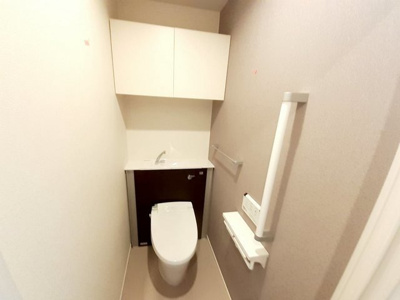 【トイレ】 | エンラージ・タワー | 落ち着いた色調のトイレです