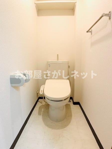 イーストコート芝【おとり物件なし】#学生・社会人にオススメ！初期費用分割払いOK！のトイレ