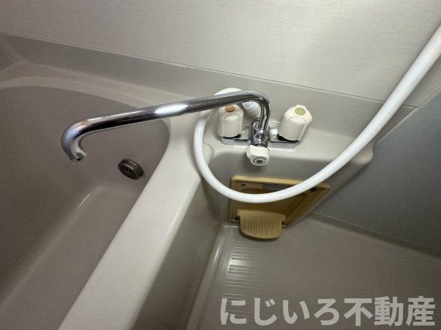 ハッピネスハウスBの浴室