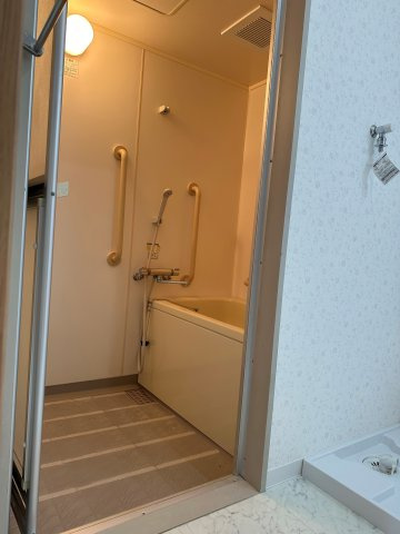 スターハイツ　２０４号室