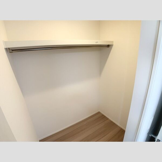 【収納】 | Maison Clair(メゾン・クレール) | ウォークインクローゼットの写真です