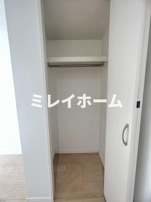 ラファライズの収納|同建物内、別のお部屋の参考写真になります。