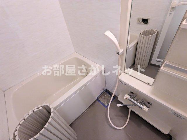 ガーデン板橋氷川町の浴室