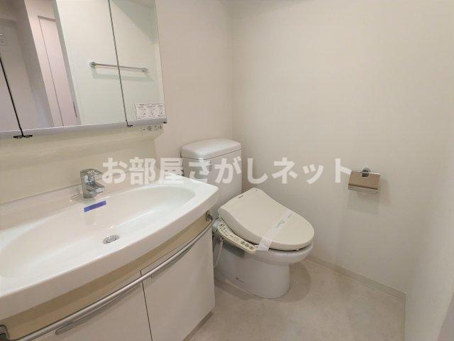 ガーデン板橋氷川町のトイレ
