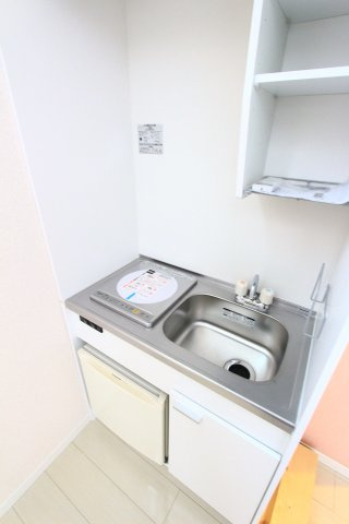 ロイヤルモアナのキッチン|同タイプ参考写真です。