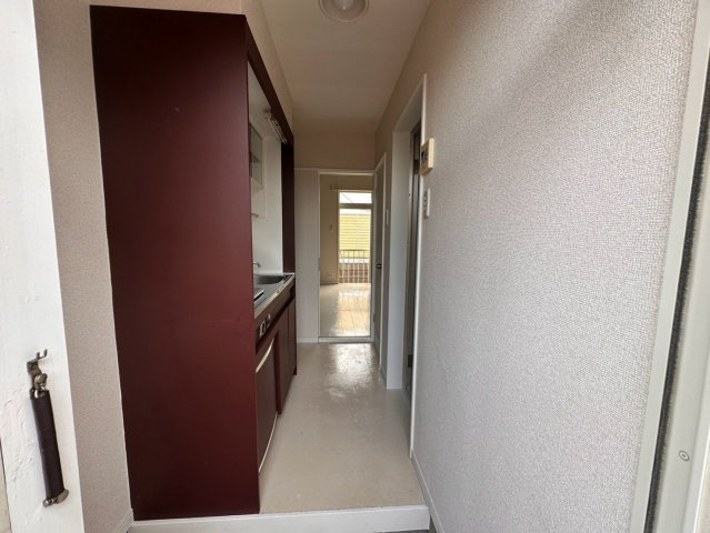 CASA-1の玄関
