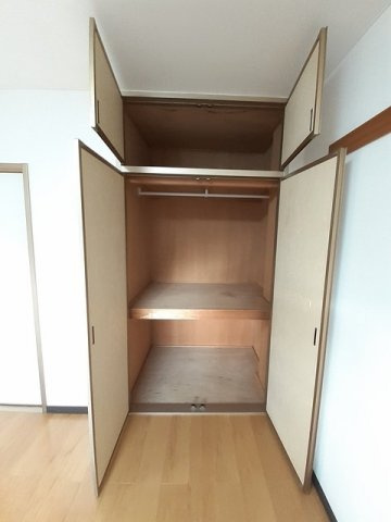 ラフォーレの収納|大きなものも収納できそうです