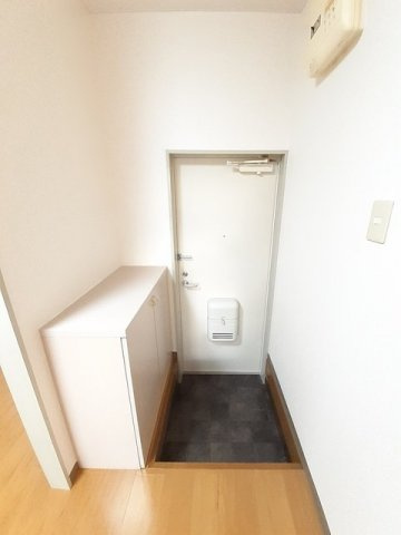 ラフォーレの玄関|ゆったりとした玄関です