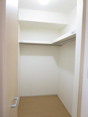 メゾン　アスナロ　Ⅲの収納|大きなものも収納できそうです