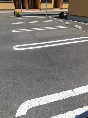 カンパーニュメゾン風雅　Ｂの駐車場|駐車場があります