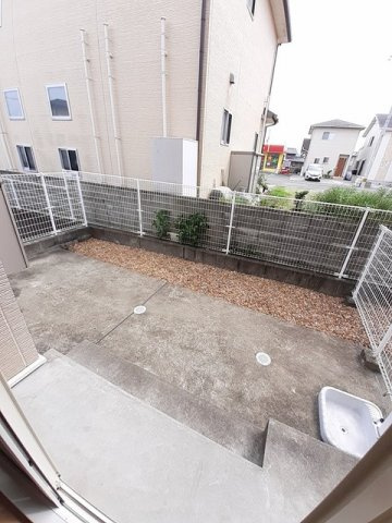 ライトブレス　Ｂの庭|簡単な家庭菜園も楽しめるお庭です