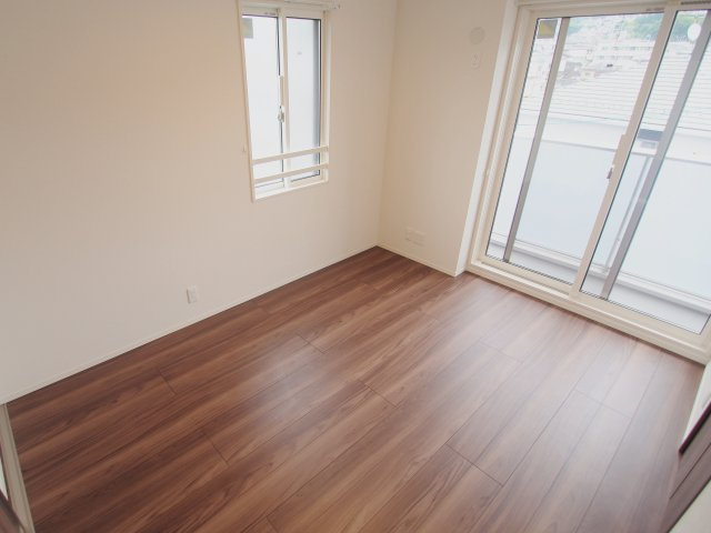 D-roomコサコの洋室