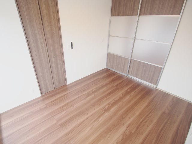 D-roomコサコの寝室