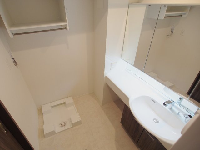 D-roomコサコの洗面所