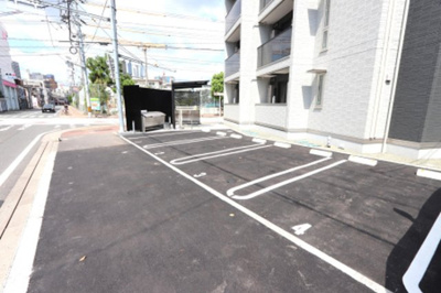 【駐車場】 | Ｄ-ｒｅｓｉｄｅｎｃｅ明治中央