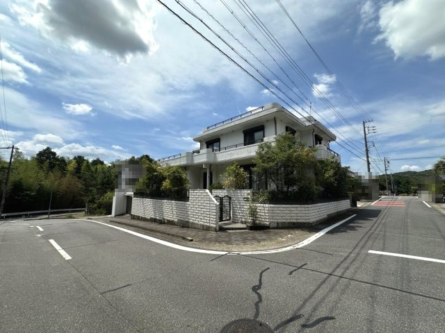 岡崎市茅原沢町字茅生　ちせい台の家の外観
