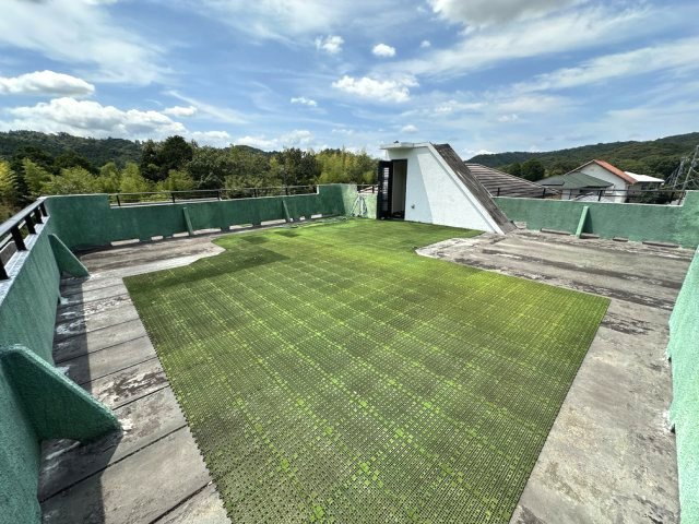 岡崎市茅原沢町字茅生　ちせい台の家のバルコニー