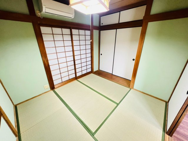 海岸通戸建の子供部屋