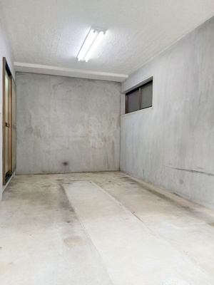 【駐車場】 | 木屋元町　中古一戸建て