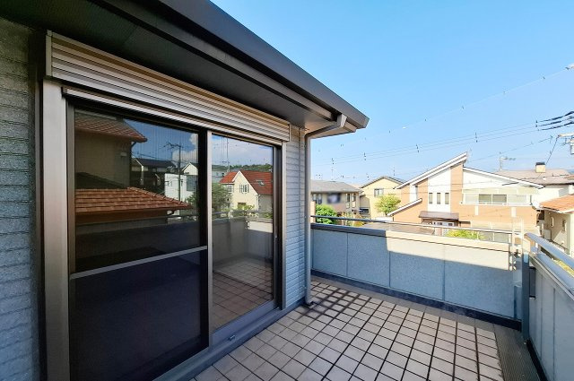 泉南郡熊取町つばさが丘西2丁目のバルコニー|バルコニー：リビング側