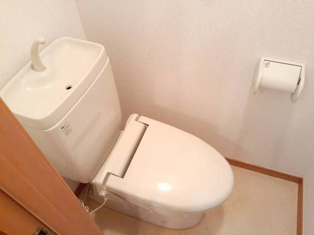 コーポハピネスのトイレ