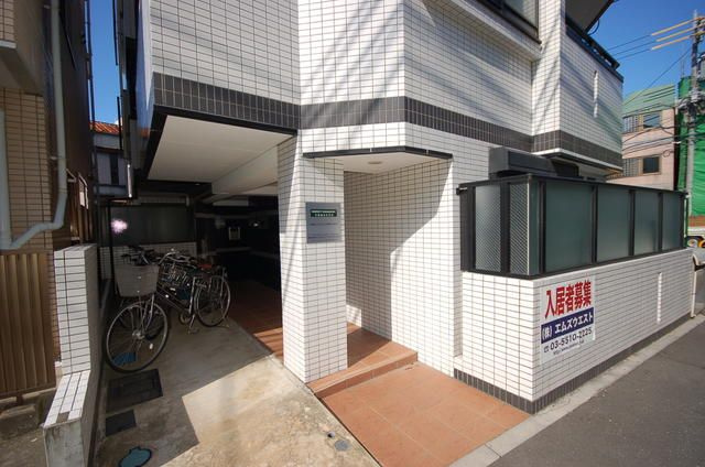 【エントランス】 | モンシャトー中野・新井館