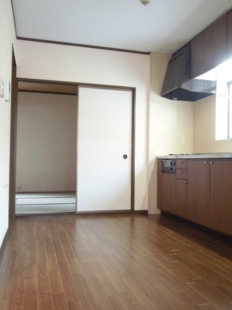 江戸川区西一之江１丁目の賃貸マンションの居間・リビング|★ＤＫ６帖★