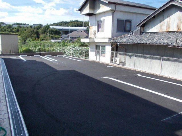 アクティブ　ユウの駐車場