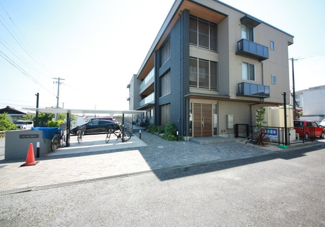 La　Vita Feliceの駐車場