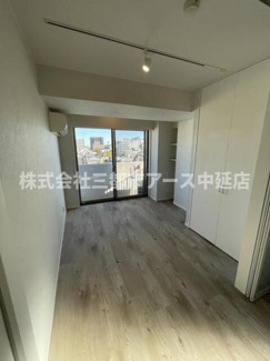 【居間・リビング】 | パシフィックコート中延 | パシフィックコート中延　は三都市アース中延店へお任せください！　ご内覧可能なお部屋は物件現地お待ち合わせご案内可能です！