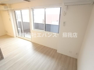 【寝室】 | アヴァンスコート参番館 | 開放的な寝室です