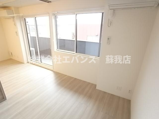【寝室】 | アヴァンスコート参番館 | 開放的な寝室です