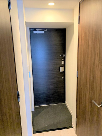 【玄関】プレサンス神戸元町ミューズ
