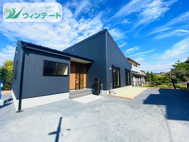 第1石岡市東光台　新築戸建の外観|堂々とした佇まいの外観。実物の質感や色合いをぜひ現地でご確認ください♪