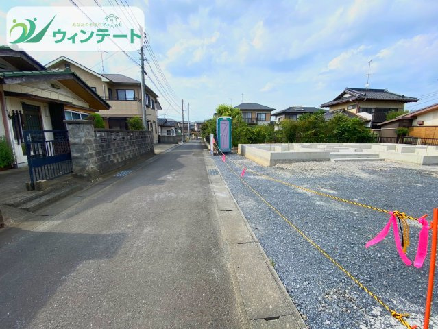 第1石岡市東光台　新築戸建の前面道路含む現地写真|現地写真です。敷地面積246.90㎡（74.68坪）とゆとりの広さ。日当たりや風通しはぜひ現地でご確認ください。