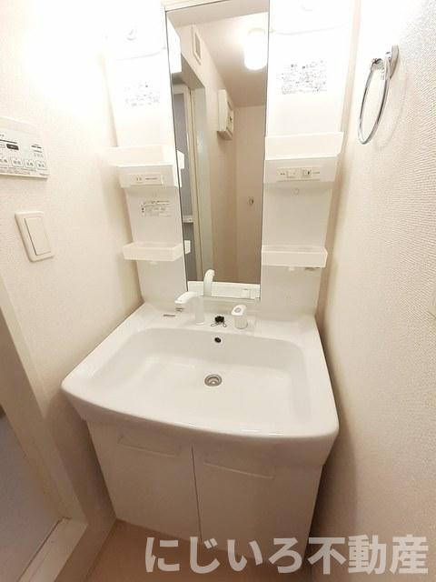 ライトブレスBの洗面所