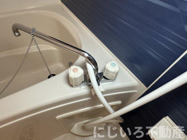 ライトブレスBの浴室