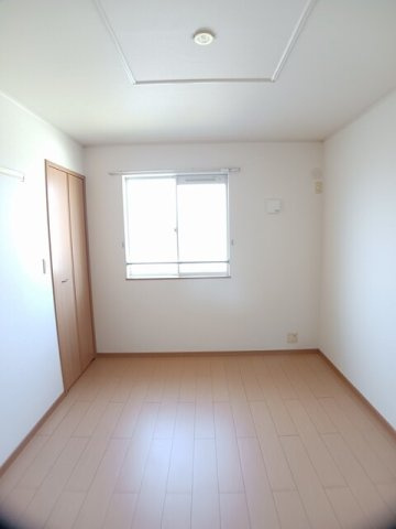 プレシャスの内装|内装は落ち着いています