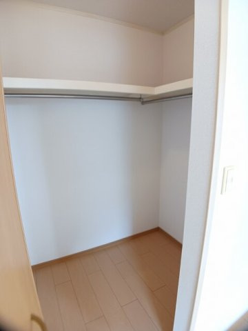 プレシャスの収納|たっぷりとした収納スペースです