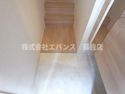 【玄関】 | カーサエスペランサ | 明るい玄関です